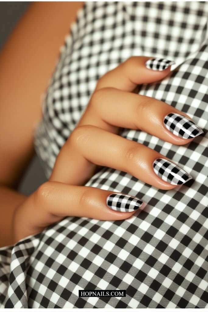 Gingham Nails