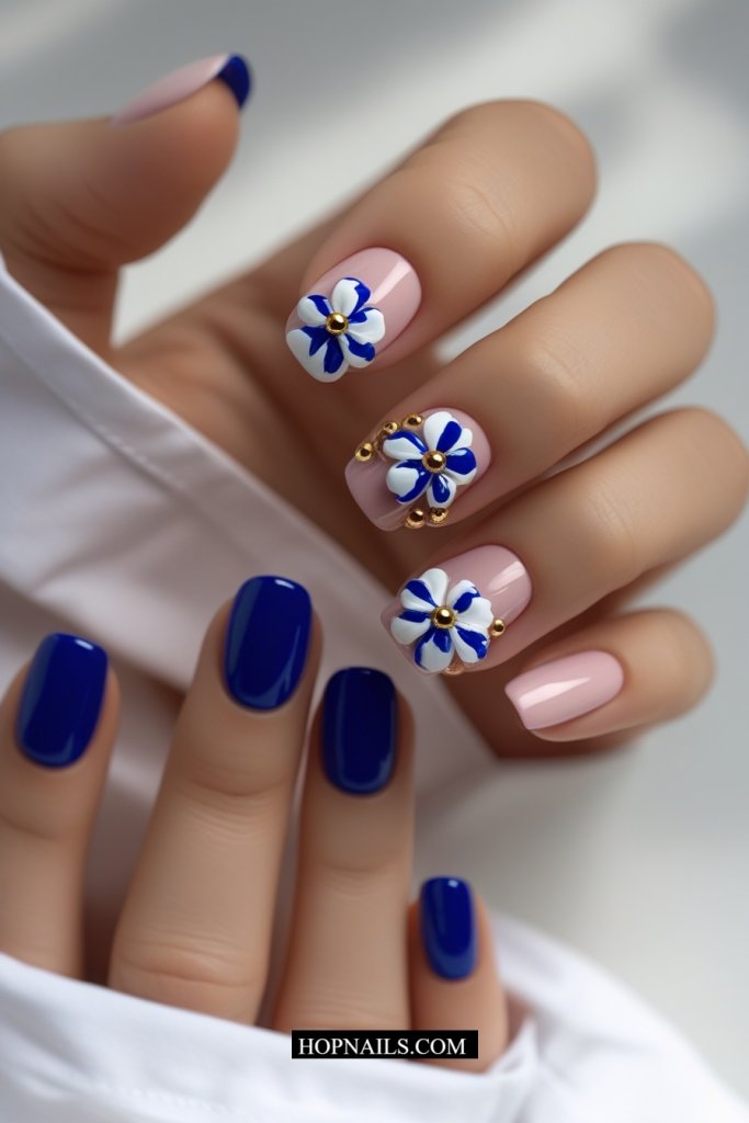 Chunky Flowers nail