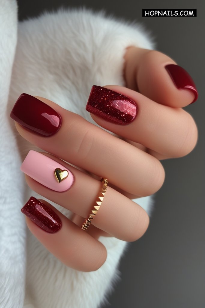 Glitter & Hearts nail