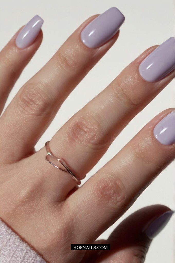Milky Lavender nail