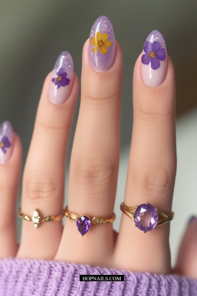 Pressed Florals nail